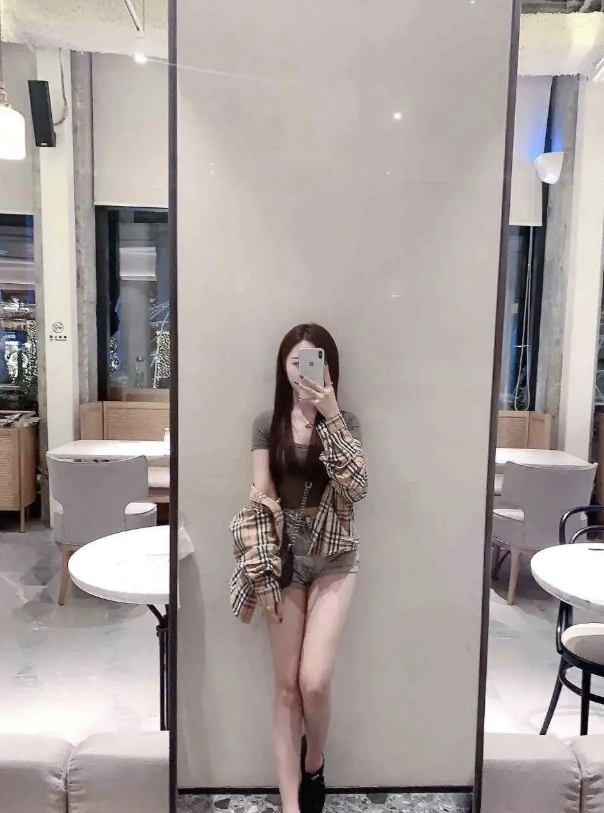 路北区战白虎粉嫩妹